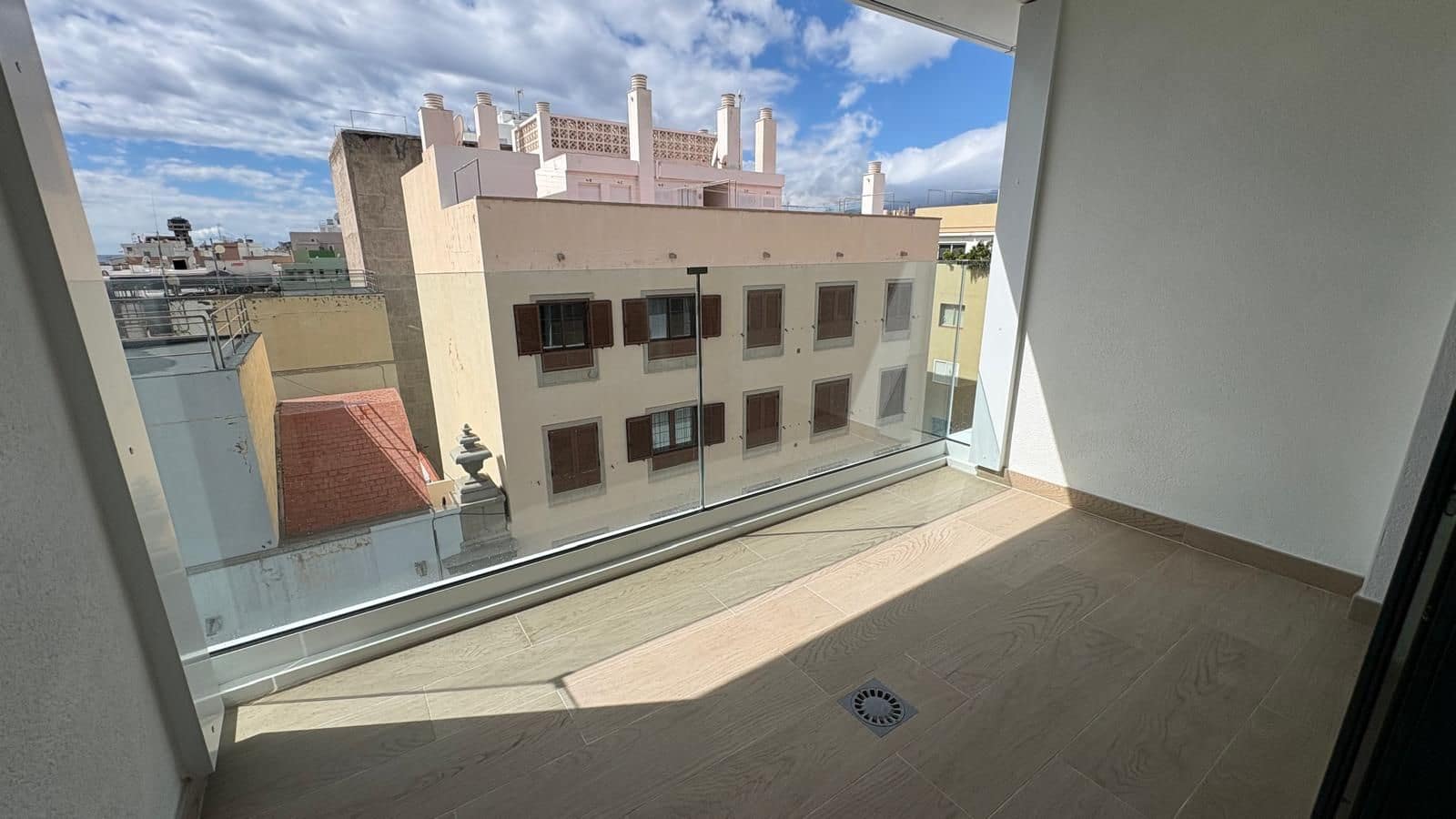 3 sypialnia Apartament na sprzedaż w Santa Cruz de Tenerife z garażem - 495 000 € (Ref: 9721152)
