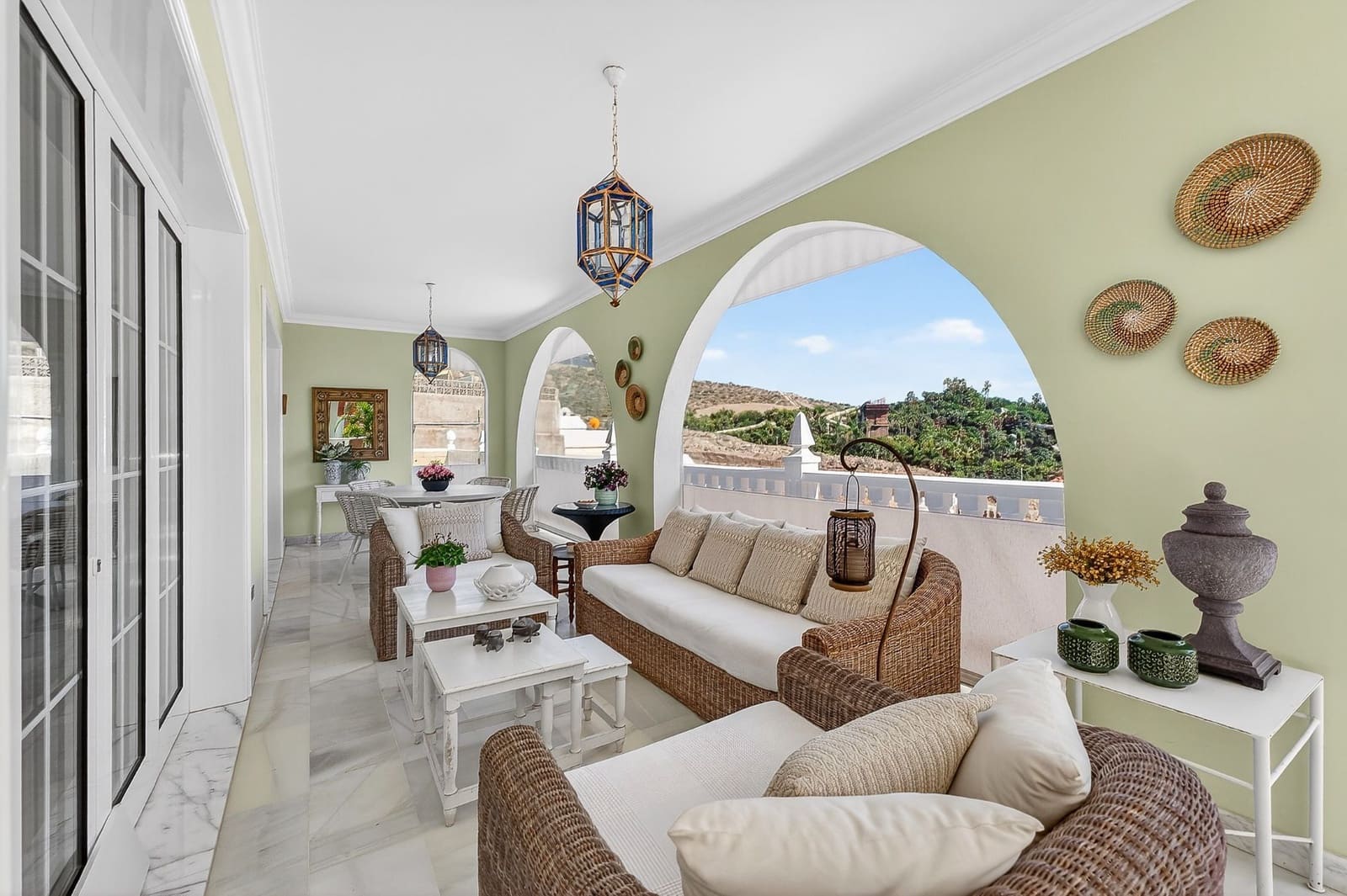 7 soverom Villa til salgs i Costa Adeje med svømmebasseng garasje - € 5 386 500 (Ref: 9788011)