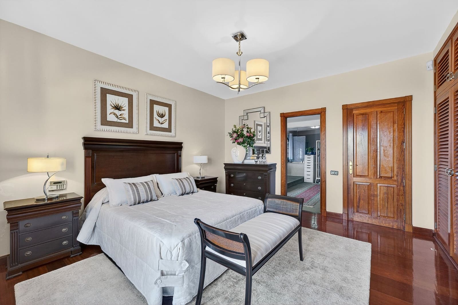 7 soverom Villa til salgs i Costa Adeje med svømmebasseng garasje - € 5 386 500 (Ref: 9788011)