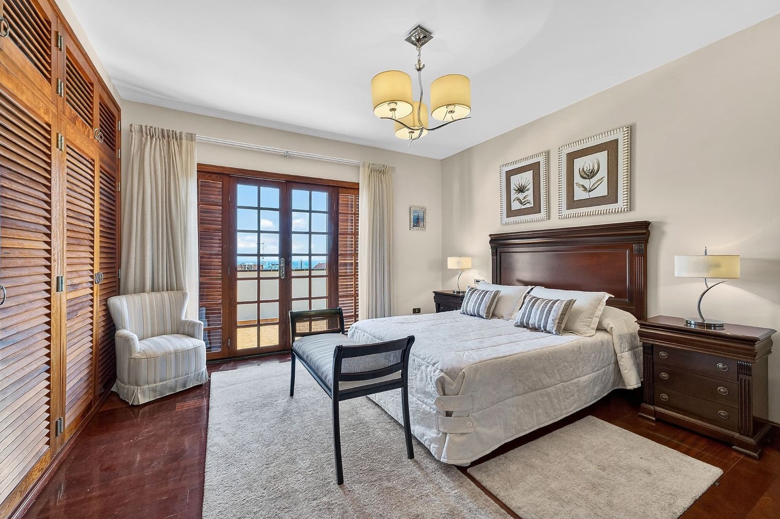 7 soverom Villa til salgs i Costa Adeje med svømmebasseng garasje - € 5 386 500 (Ref: 9788011)