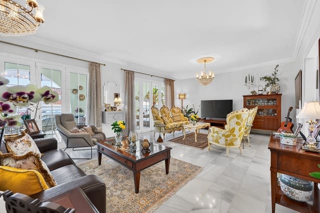 7 soverom Villa til salgs i San Eugenio Alto, Adeje med svømmebasseng garasje - € 5 386 500 (Ref: 9788011)