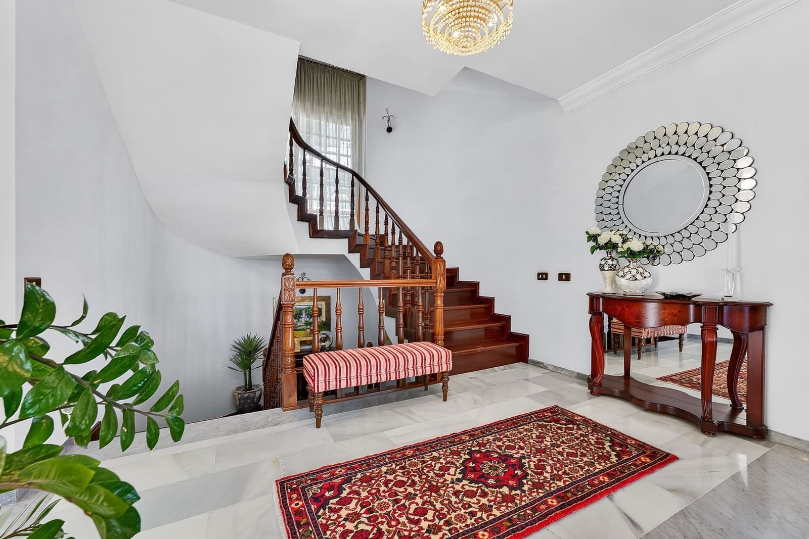 7 soverom Villa til salgs i Costa Adeje med svømmebasseng garasje - € 5 386 500 (Ref: 9788011)