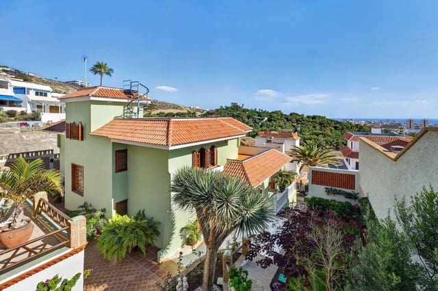 7 soverom Villa til salgs i San Eugenio Alto, Adeje med svømmebasseng garasje - € 5 386 500 (Ref: 9788011)