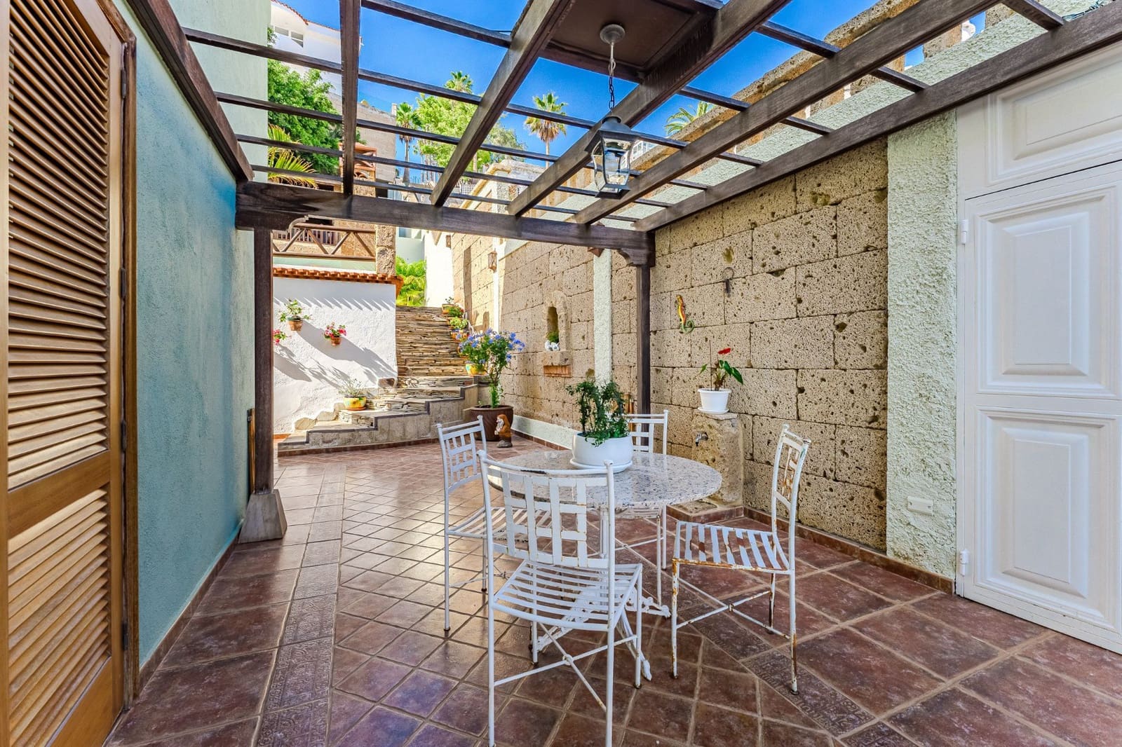 7 soverom Villa til salgs i Costa Adeje med svømmebasseng garasje - € 5 386 500 (Ref: 9788011)