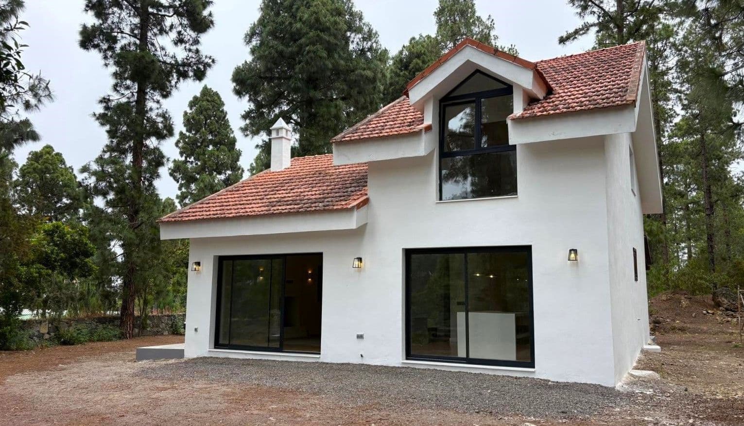 3 soverom Villa til salgs i Icod de los Vinos med garasje - € 690 000 (Ref: 9915267)