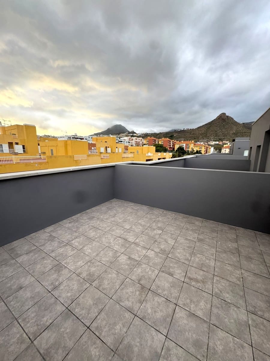 3 sypialnia Apartament na sprzedaż w Cabo Blanco z garażem - 339 000 € (Ref: 9955667)