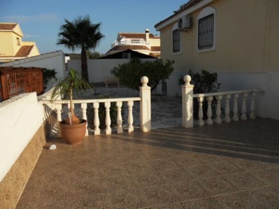 Villa/Maison de 3 chambres de location de vacances à Camposol avec piscine - 1 100 € (Ref: 8179074)