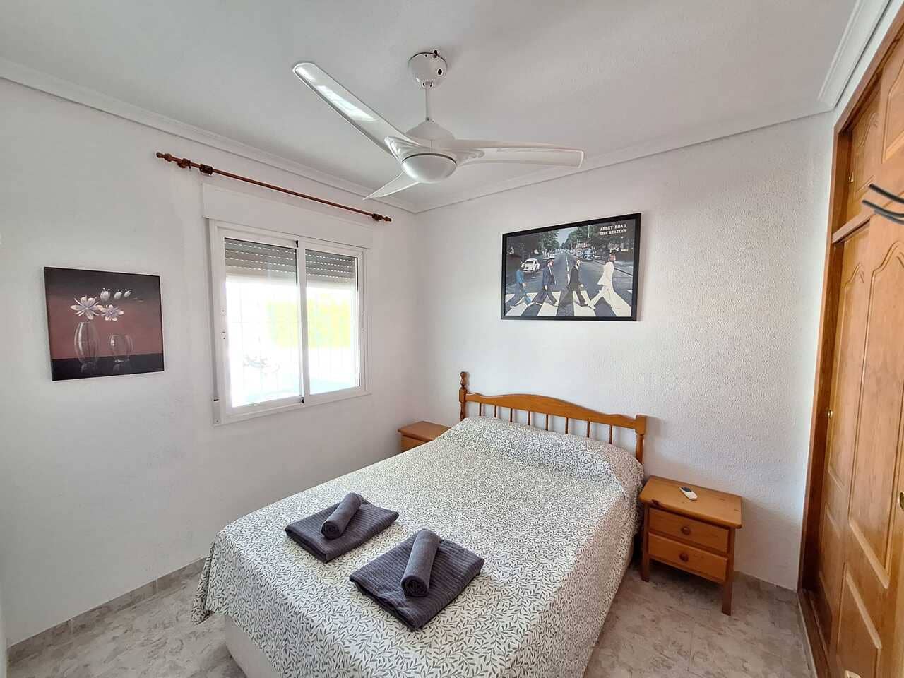 3 slaapkamer Villa voor vakantieverhuur in Camposol met zwembad - € 900 (Ref: 8655289)