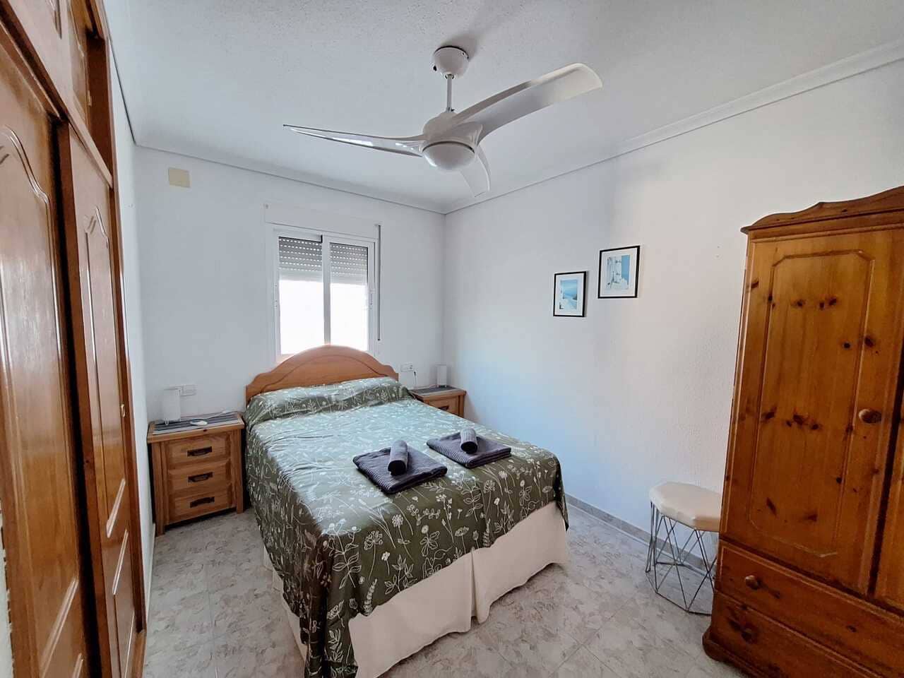 3 slaapkamer Villa voor vakantieverhuur in Camposol met zwembad - € 900 (Ref: 8655289)