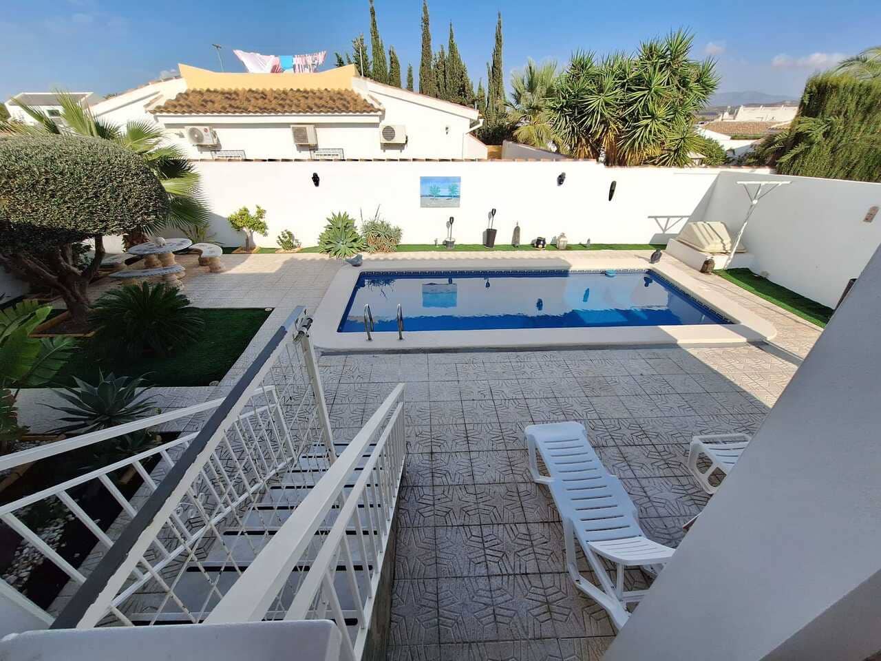 3 slaapkamer Villa voor vakantieverhuur in Camposol met zwembad - € 900 (Ref: 8655289)