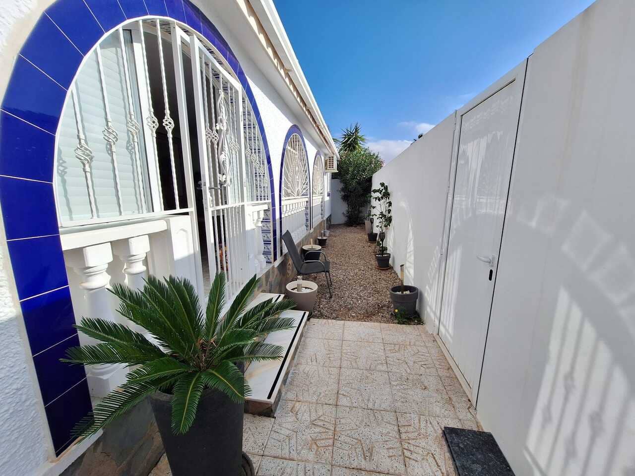 3 slaapkamer Villa voor vakantieverhuur in Camposol met zwembad - € 900 (Ref: 8655289)