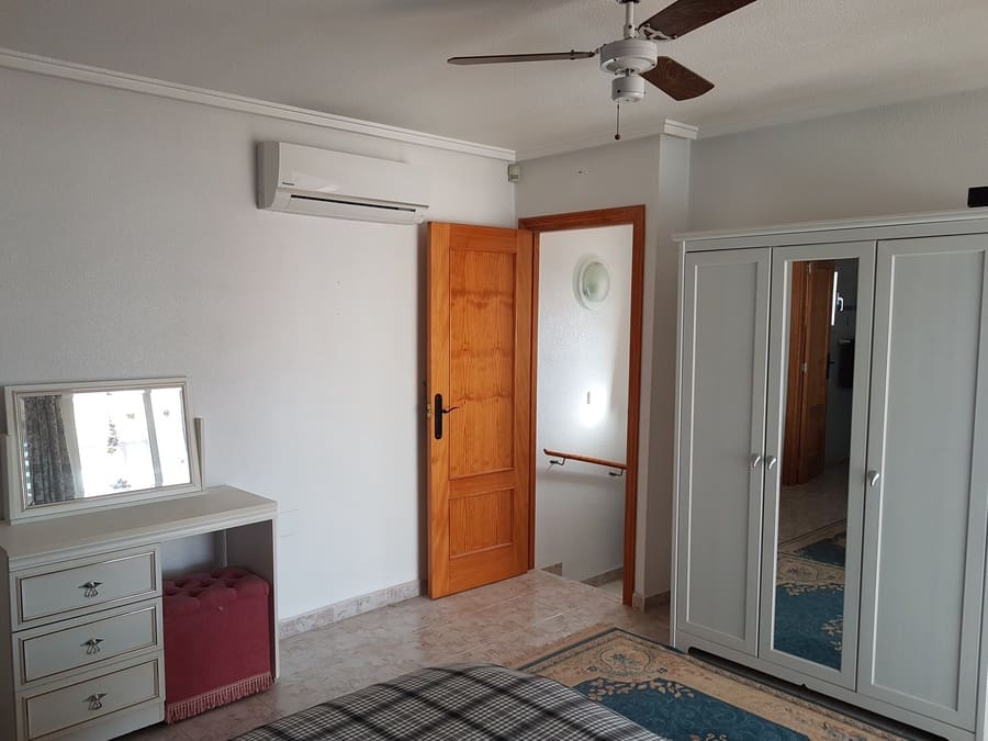 2 slaapkamer Villa voor vakantieverhuur in Camposol met zwembad - € 950 (Ref: 8655291)