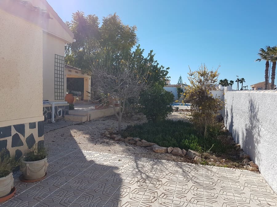 2 slaapkamer Villa voor vakantieverhuur in Camposol met zwembad - € 950 (Ref: 8655291)