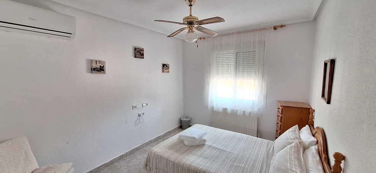 2 sovrum Villa för semesterbostäder i Camposol med pool - 800 € (Ref: 9150440)