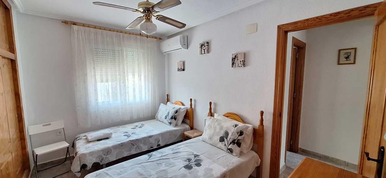 2 sovrum Villa för semesterbostäder i Camposol med pool - 800 € (Ref: 9150440)