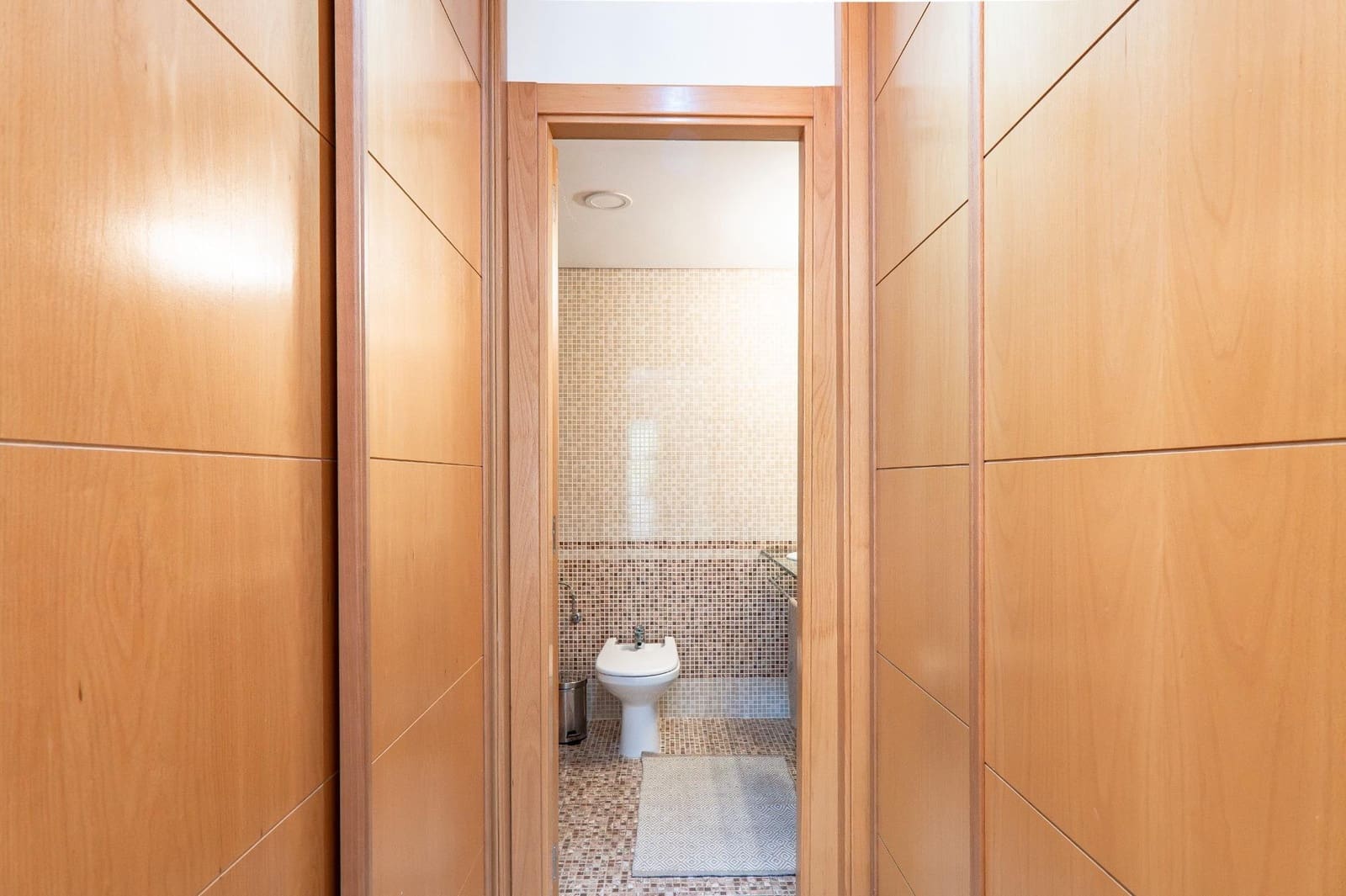 Ático de 2 habitaciones en Valle Niza en alquiler con piscina garaje - 1.000 € (Ref: 10015697)