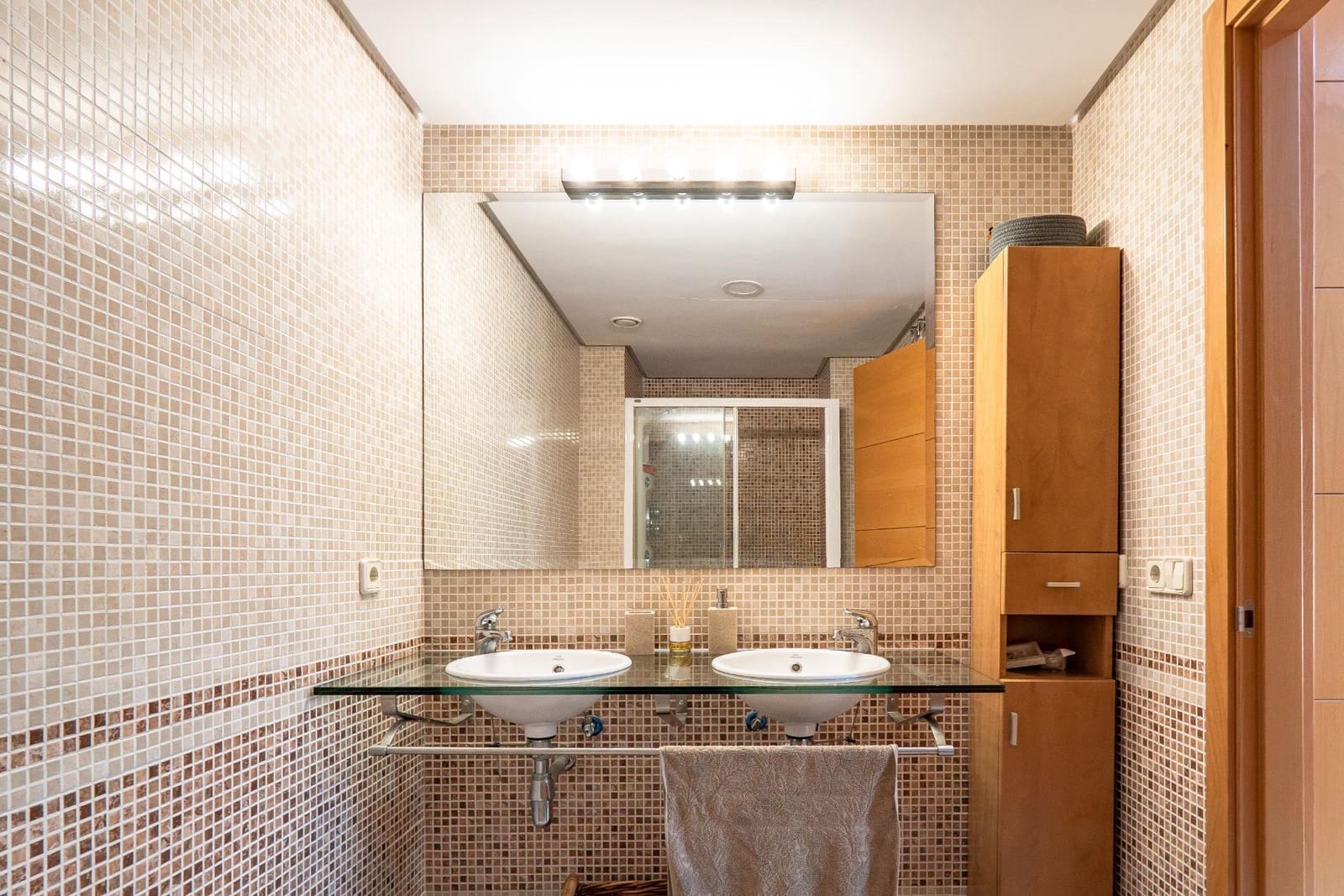 Ático de 2 habitaciones en Valle Niza en alquiler con piscina garaje - 1.000 € (Ref: 10015697)