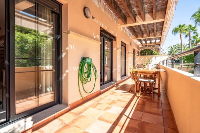 2 sovrum Takvåning att hyra i Valle Niza, Vélez-Málaga med pool garage - 1 000 € (Ref: 10015697)