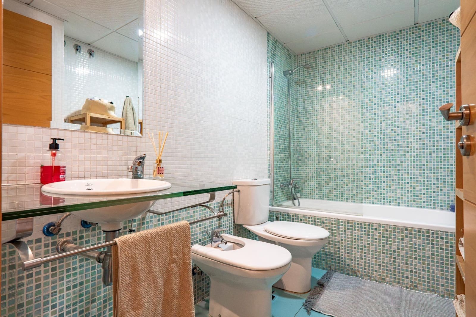 Ático de 2 habitaciones en Valle Niza en alquiler con piscina garaje - 1.000 € (Ref: 10015697)