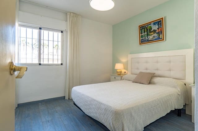 2 sovrum Strandlägenhet att hyra i Rincón de la Victoria - 1 300 € (Ref: 10015698)
