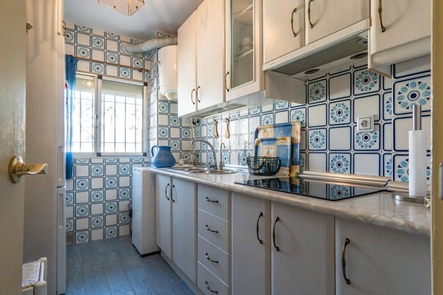 2 sovrum Strandlägenhet att hyra i Rincón de la Victoria - 1 300 € (Ref: 10015698)