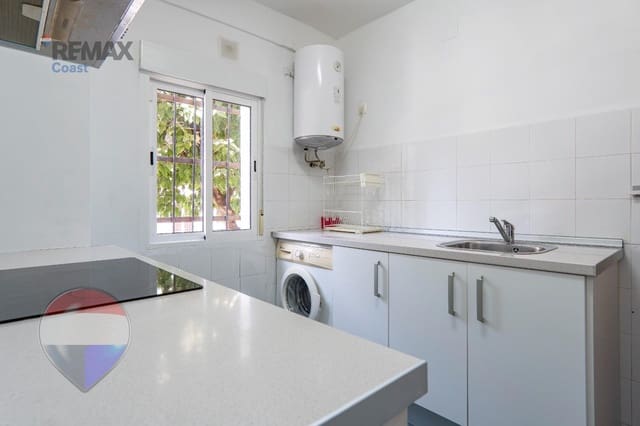 2 bedroom Flat for sale in Ciudad Jardín, Málaga city - € 170,000 (Ref: 10018970)