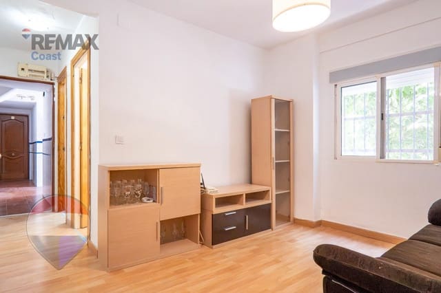 2 bedroom Flat for sale in Ciudad Jardín, Málaga city - € 170,000 (Ref: 10018970)