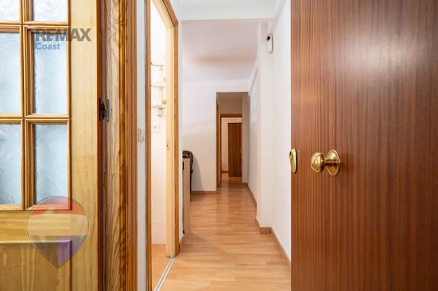 2 bedroom Flat for sale in Ciudad Jardín, Málaga city - € 170,000 (Ref: 10018970)