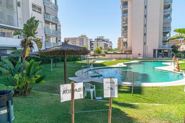 3 slaapkamer Flat te huur in Rincón de la Victoria met zwembad garage - € 1.300 (Ref: 10027431)