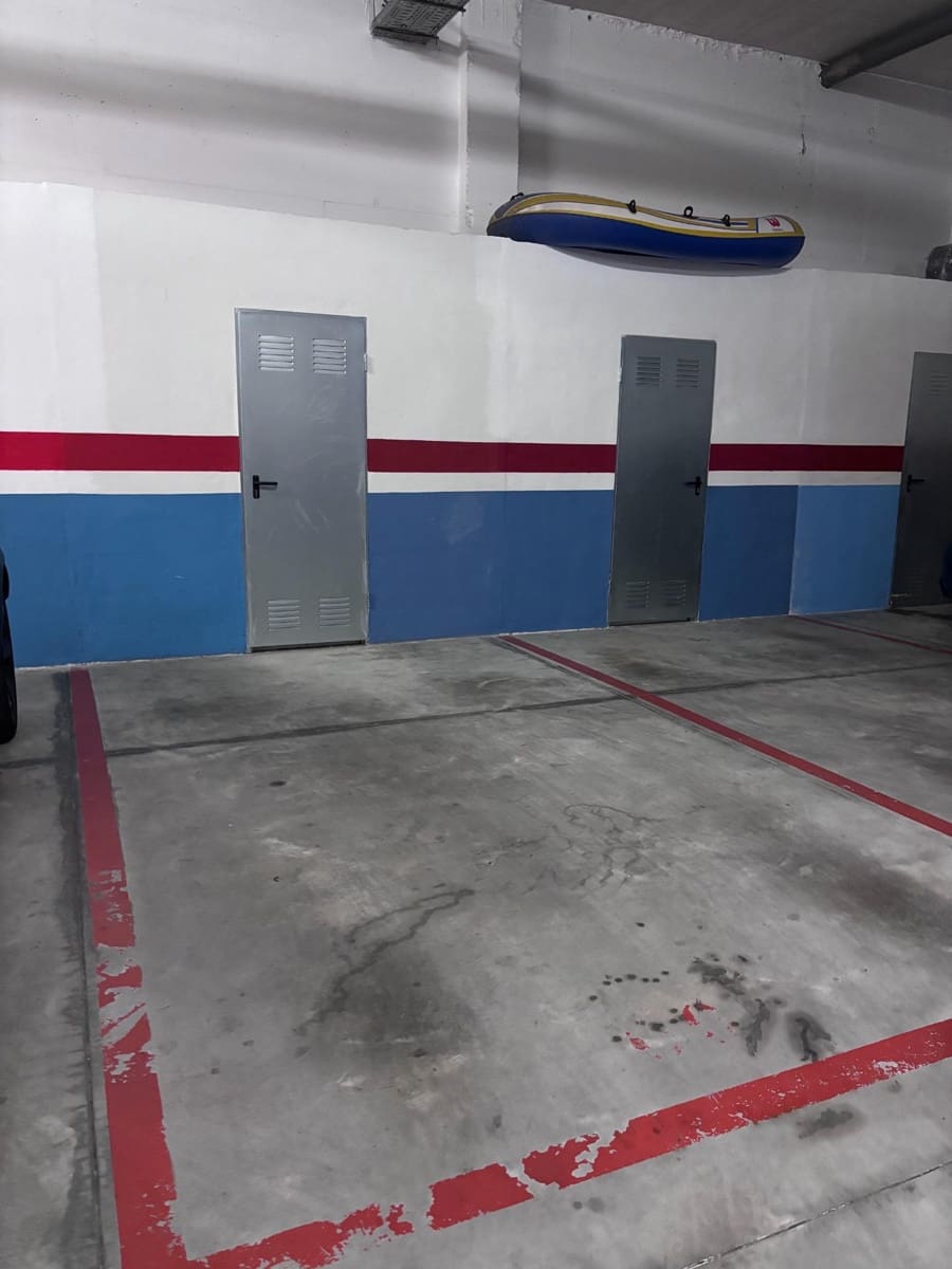 3 slaapkamer Flat te huur in Rincon de la Victoria met zwembad garage - € 1.300 (Ref: 10027431)