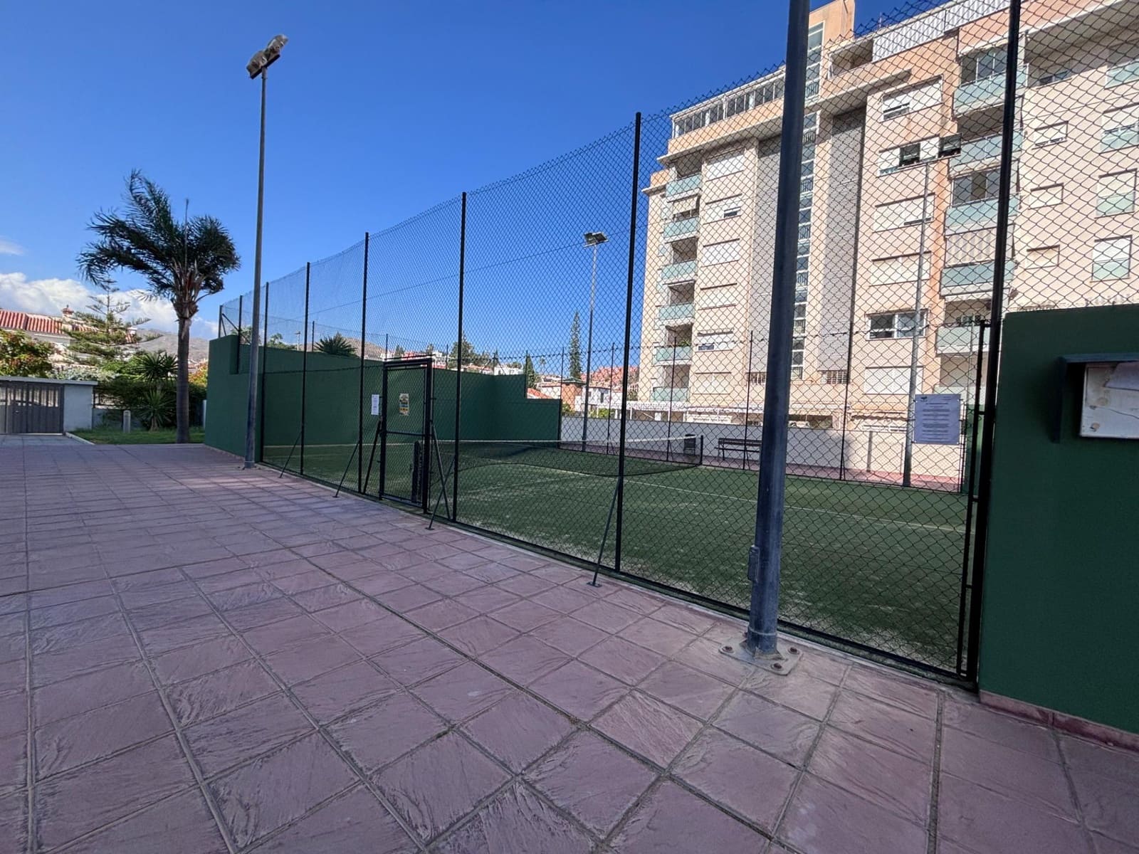 3 slaapkamer Flat te huur in Rincon de la Victoria met zwembad garage - € 1.300 (Ref: 10027431)