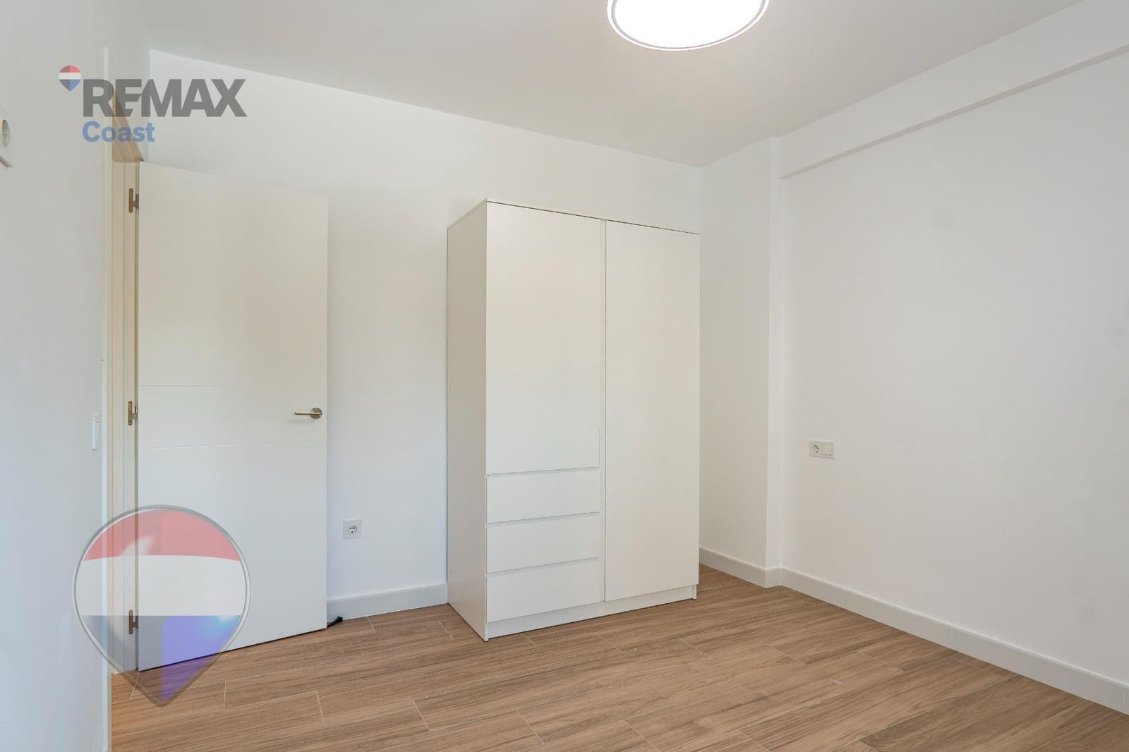 2 slaapkamer Appartement te huur in Malaga stad - € 1.000 (Ref: 10035498)