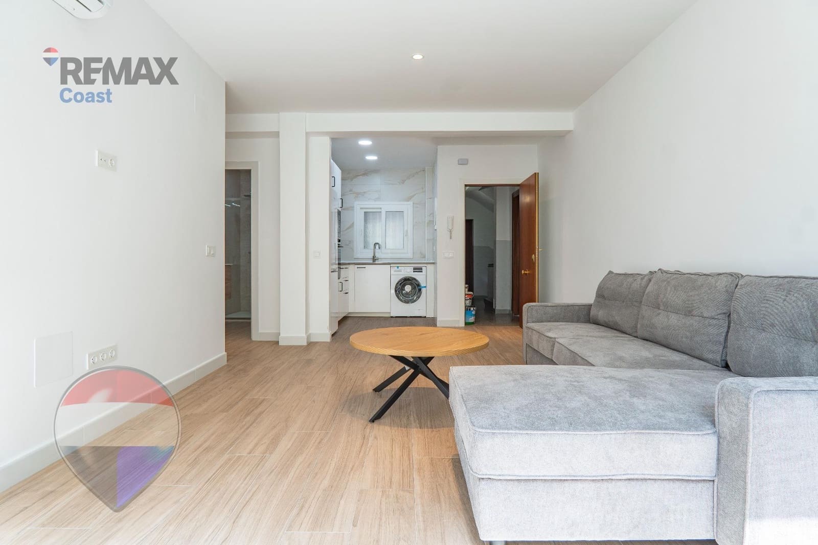 2 slaapkamer Appartement te huur in Malaga stad - € 1.000 (Ref: 10035498)