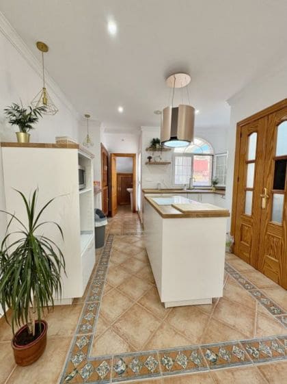 5 camera da letto Villa in vendita in Caleta de Velez con garage - 730.000 € (Rif: 10049495)
