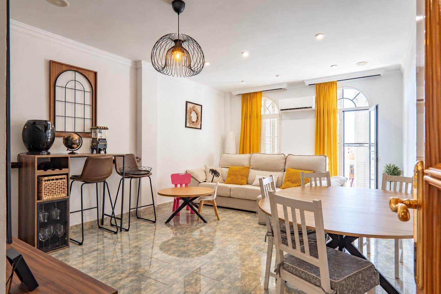 5 soveværelse Villa til salg i Caleta de Velez med garage - € 730.000 (Ref: 10049495)