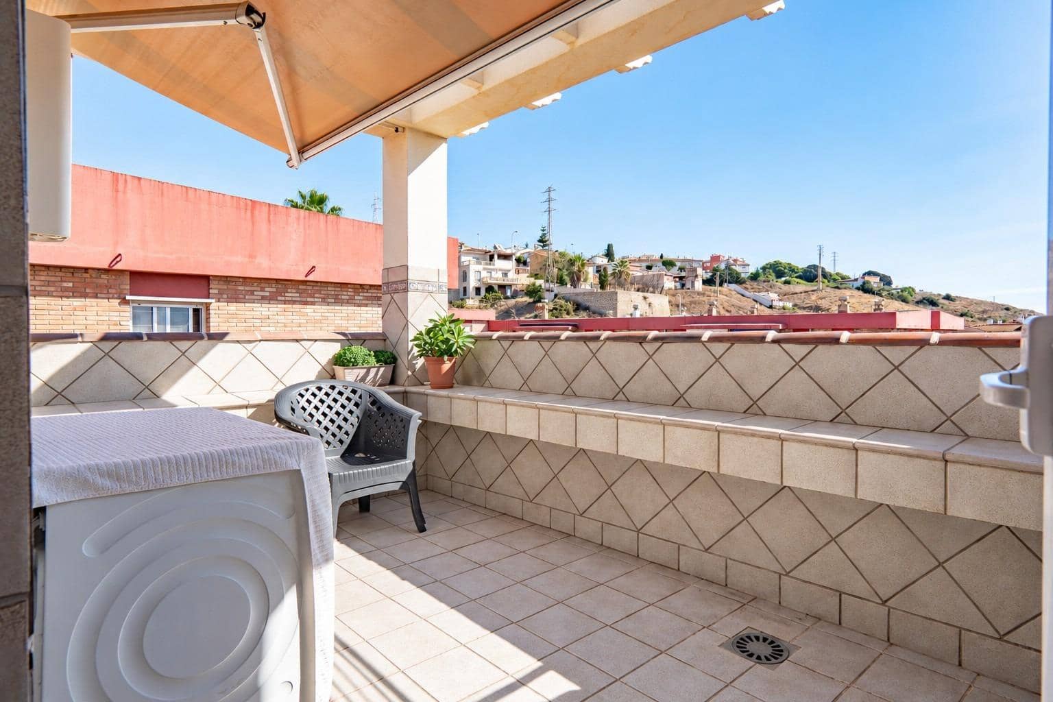 5 soveværelse Villa til salg i Caleta de Velez med garage - € 730.000 (Ref: 10049495)