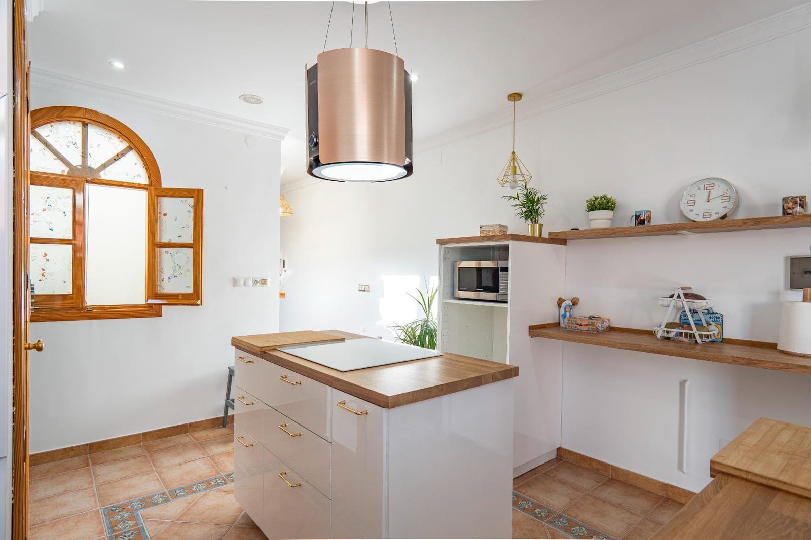 5 soveværelse Villa til salg i Caleta de Velez med garage - € 730.000 (Ref: 10049495)