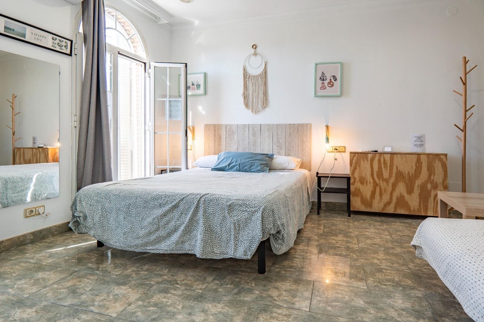 5 soveværelse Villa til salg i Caleta de Velez med garage - € 730.000 (Ref: 10049495)