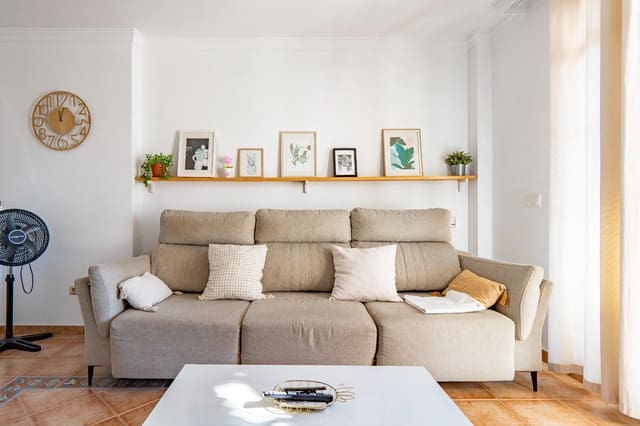 5 soverom Villa til salgs i Caleta de Vélez, Vélez-Málaga med garasje - € 699 000 (Ref: 10049495)