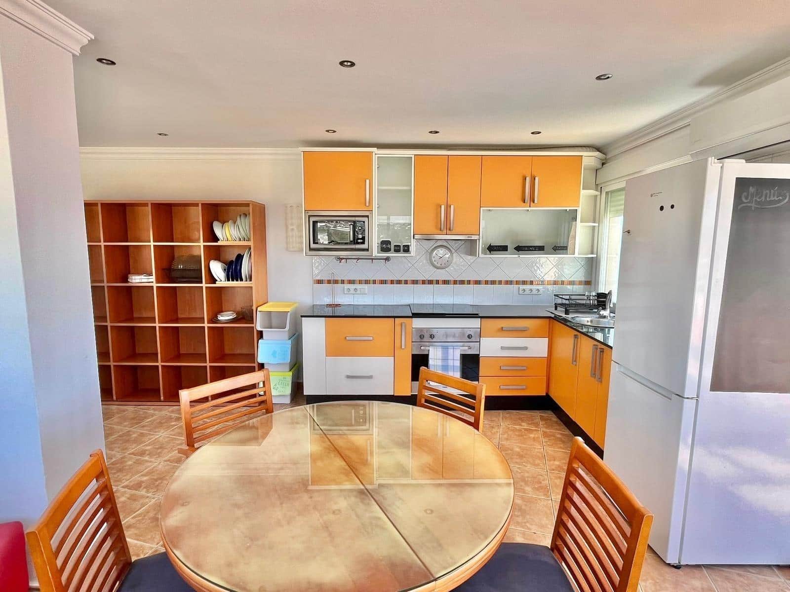 2 bedroom Penthouse for rent in Velez-Malaga with pool - € 1,050 (Ref: 10049497)