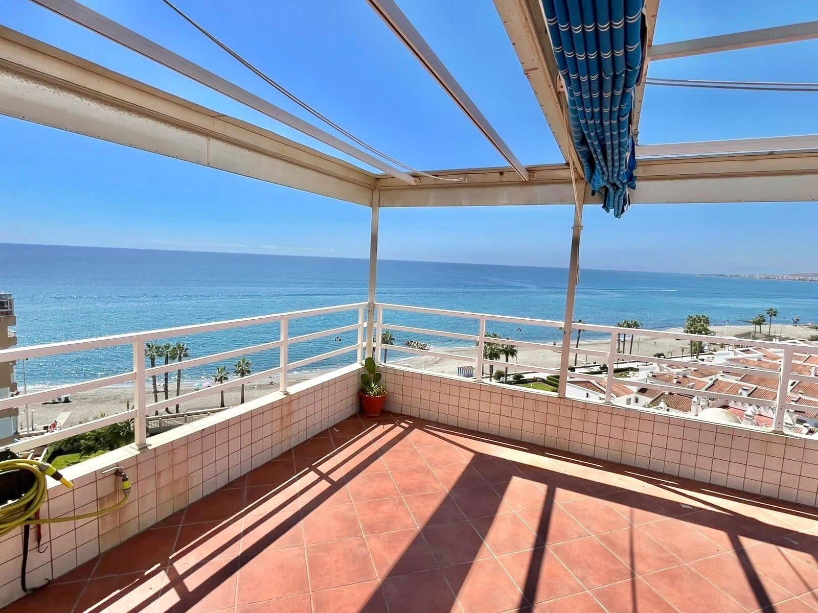 2 bedroom Penthouse for rent in Velez-Malaga with pool - € 1,050 (Ref: 10049497)