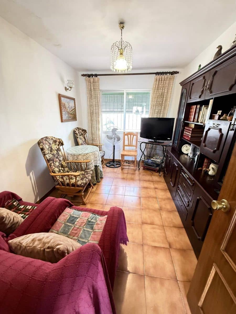 Chalet de 4 habitaciones en Cómpeta en venta - 650.000 € (Ref: 10049498)