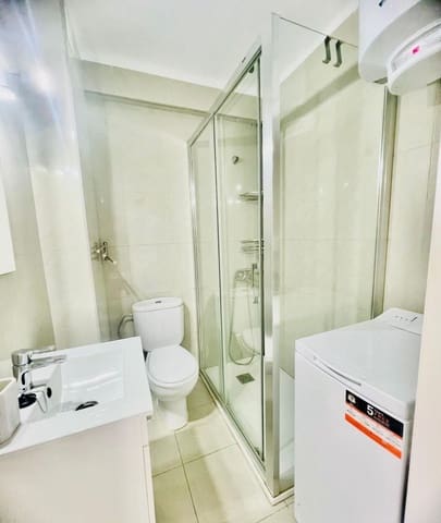1 soveværelse Lejlighed til leje i Algarrobo med swimmingpool - € 700 (Ref: 10049499)