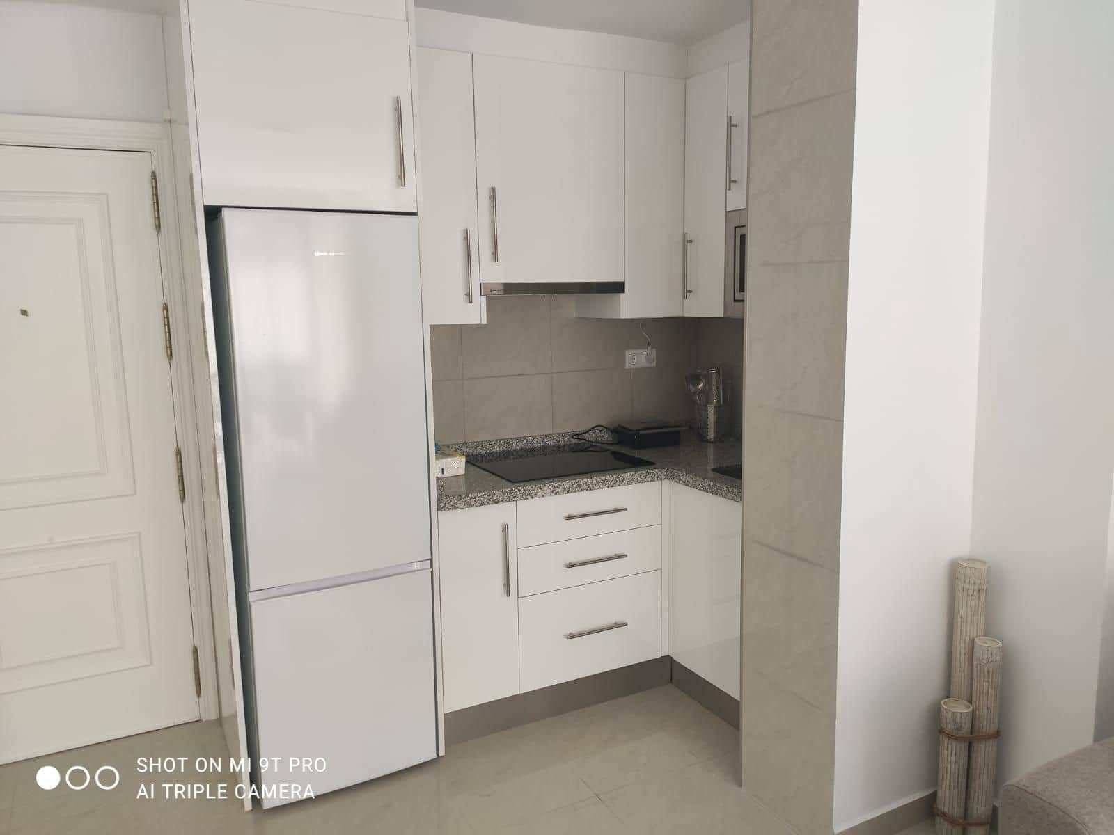 1 soveværelse Lejlighed til leje i Algarrobo med swimmingpool - € 700 (Ref: 10049499)