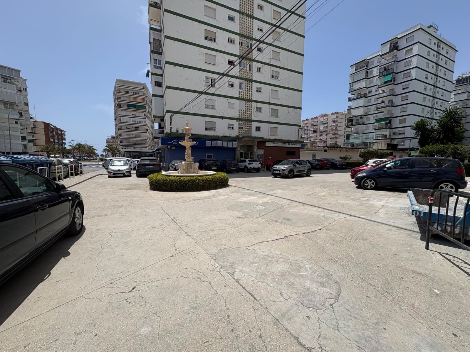Commercial for rent in Velez-Malaga with garage - € 800 (Ref: 10049500)