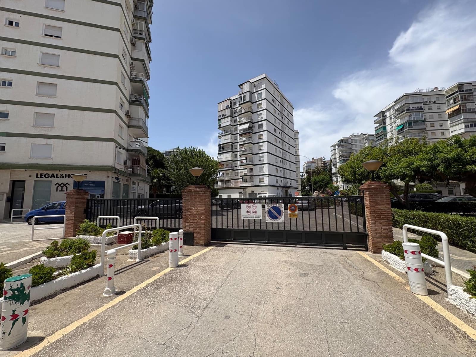 Commercial for rent in Velez-Malaga with garage - € 800 (Ref: 10049500)
