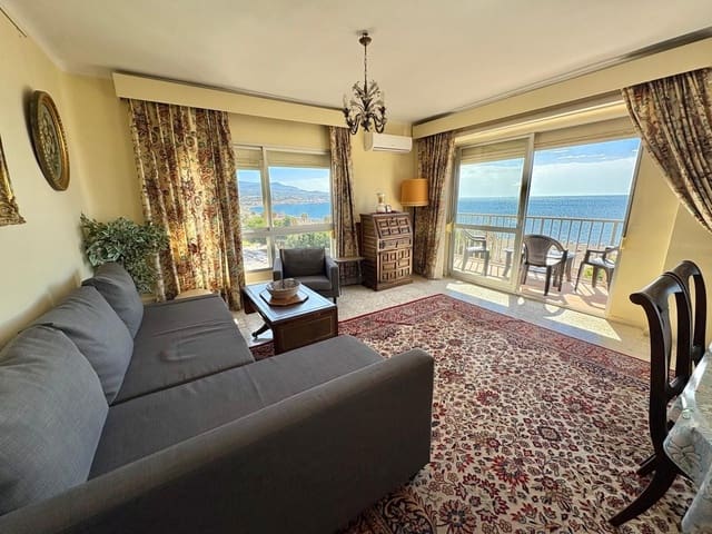 2 bedroom Flat for rent in Vélez-Málaga with pool garage - € 1,400 (Ref: 10049502)