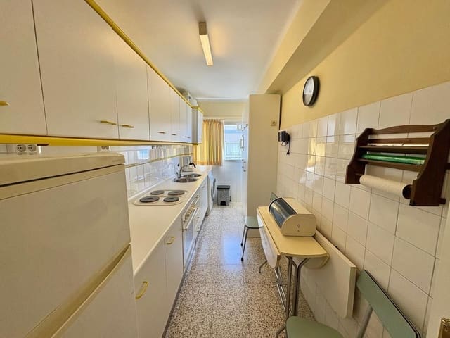 2 bedroom Flat for rent in Vélez-Málaga with pool garage - € 1,400 (Ref: 10049502)