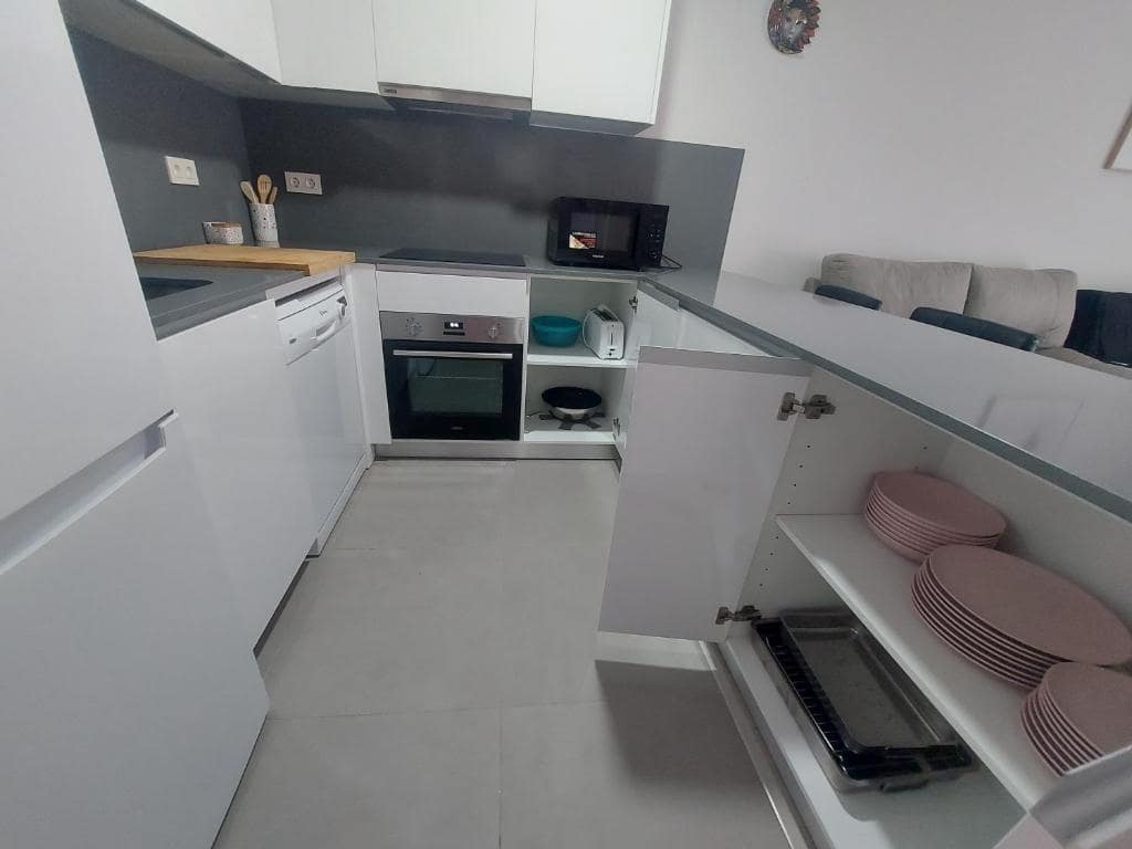 2 sypialnia Mieszkanie do wynajęcia w Valle Niza z basenem garażem - 950 € (Ref: 10049503)