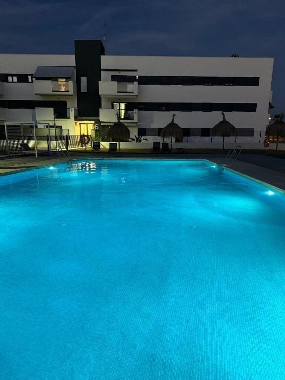 2 sypialnia Mieszkanie do wynajęcia w Valle Niza z basenem garażem - 950 € (Ref: 10049503)